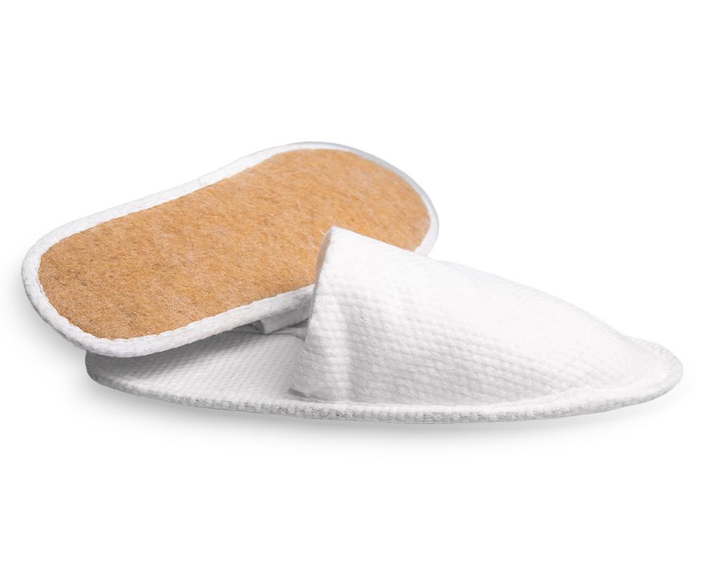 Slippers ALDA Natural with closed toe, 30 cm