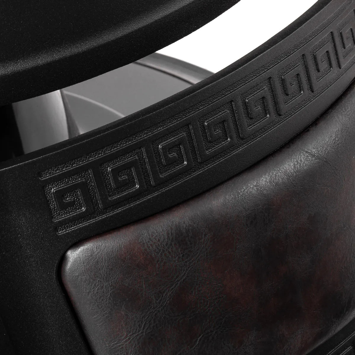 Barbershop chair Gabbiano President brown with black frame