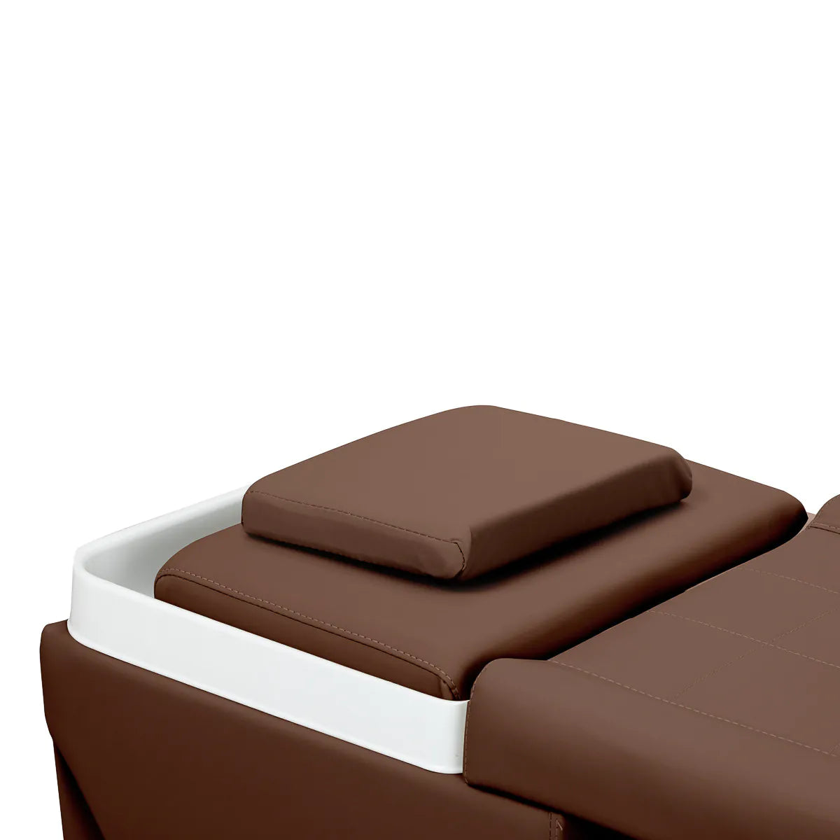 Gabbiano Head Spa Maldives hair washing bed brown
