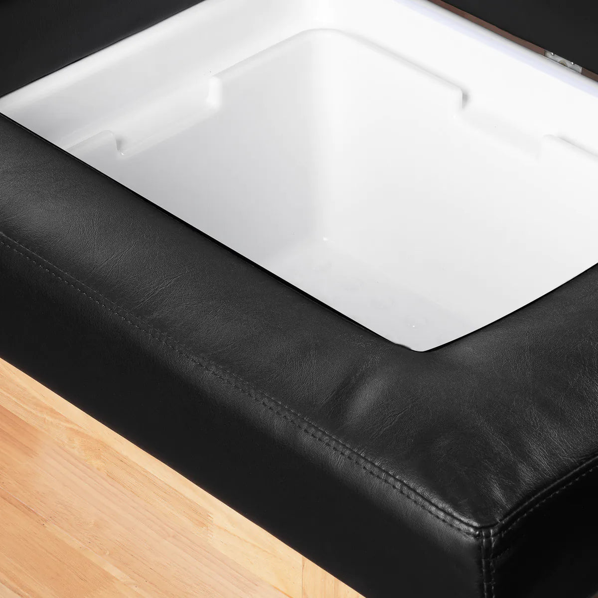 Gabbiano Head Spa Bali hair washing bed black