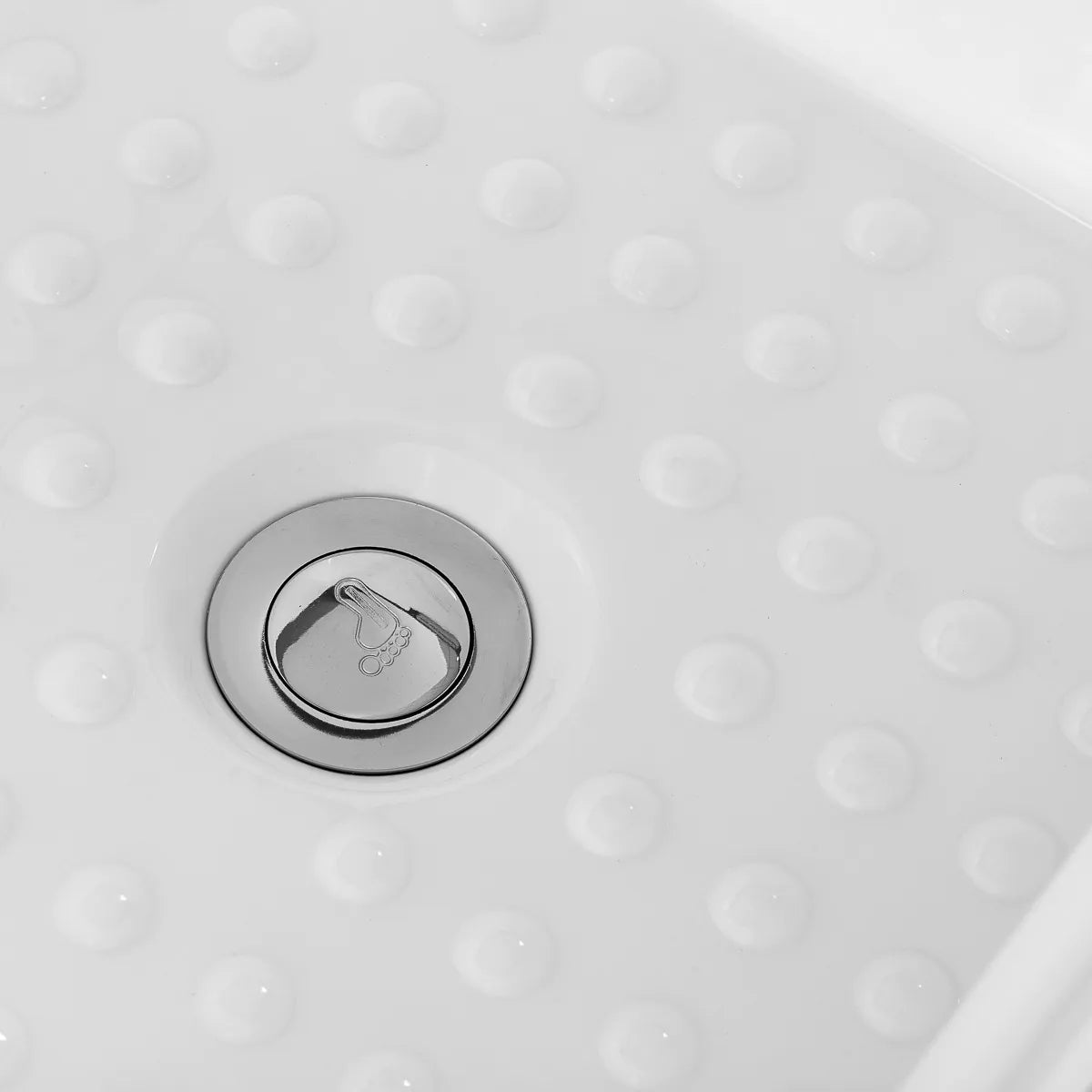 Gabbiano Head Spa Bali hair washing bed white