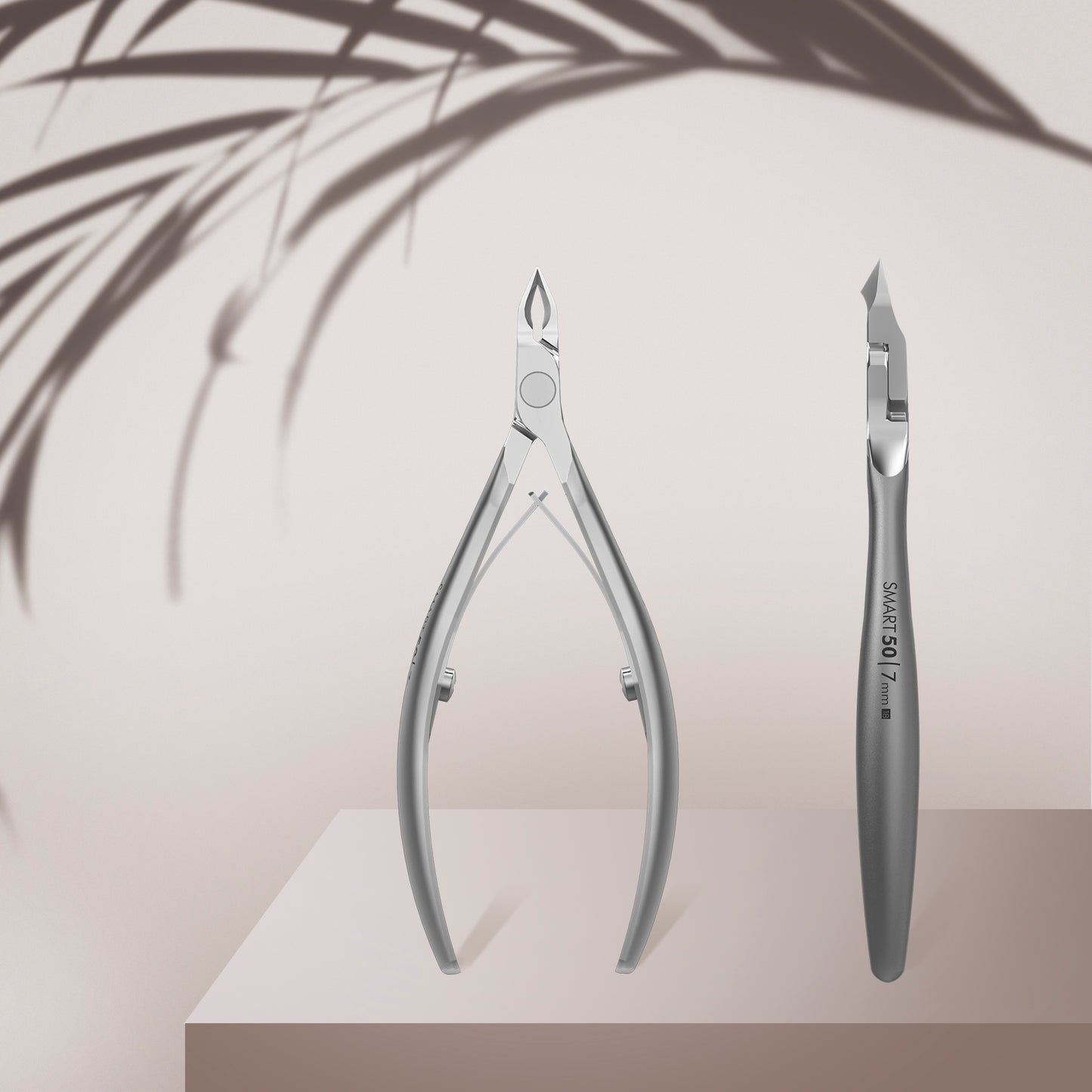 Professional cuticle nippers SMART 50 7 mm - STALEKS