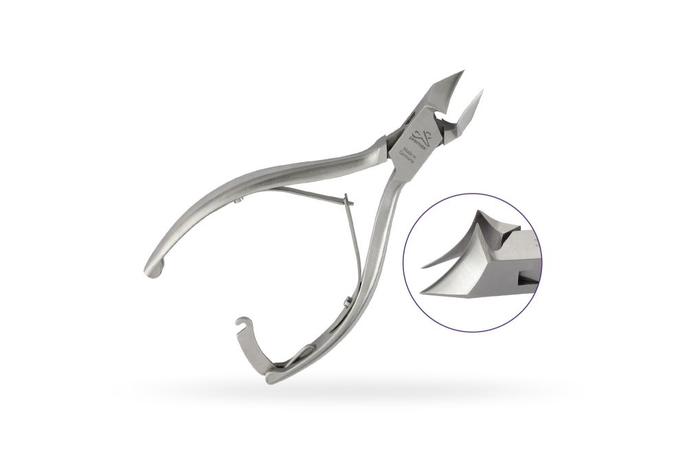 Front moon cut toenail nippers, recessed double spring and safety hook closure