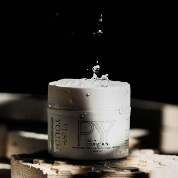 PURE YOUTH Daily Protection 50 ml