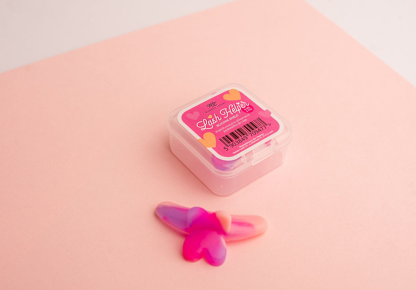 Lash Helper - eyelash cushion with a heart