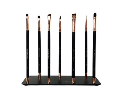 Maxym's set of 7 magnetic brushes + stand + cosmetic bag