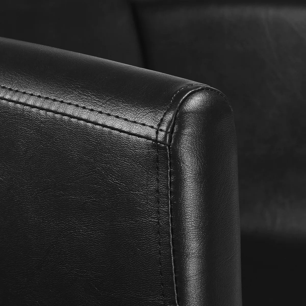 Gabbiano Mataro hairdressing chair black