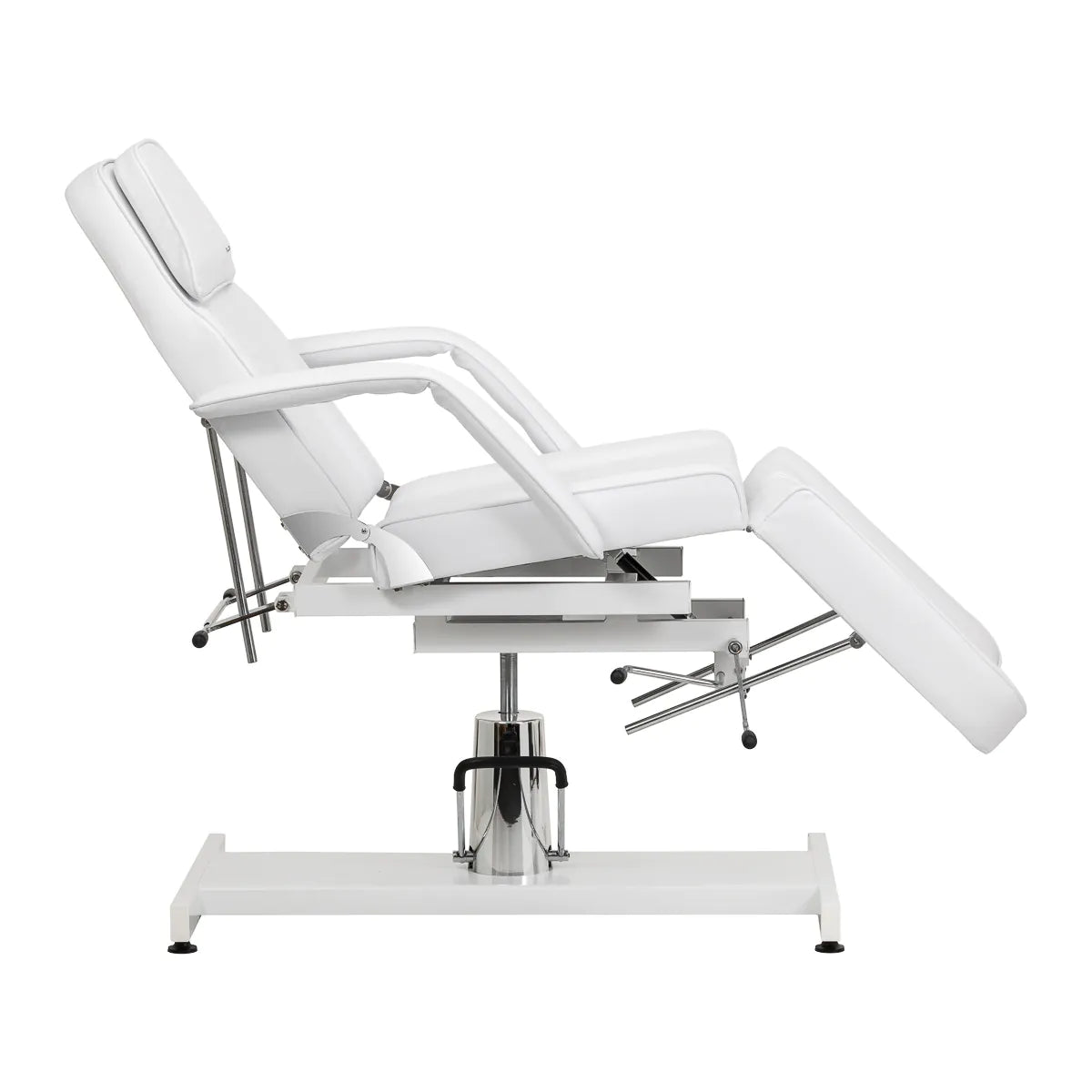 Hydraulic pedicure beauty chair Sillon 210 with rocking function and split footrest white