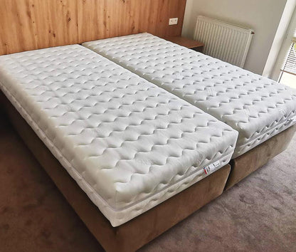 Tabulková pružina s lamelovým jádrem