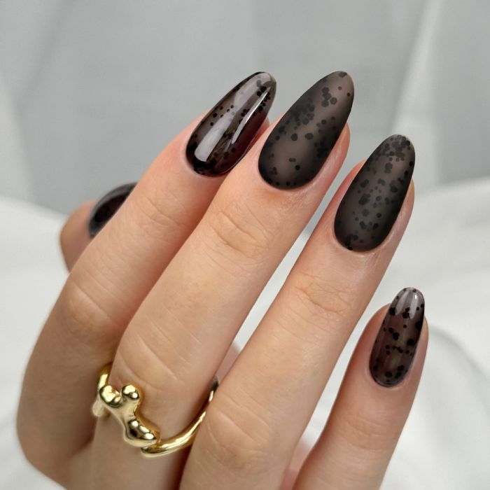 SLOWIANKA 498 Black Fishnet gel polish 10g