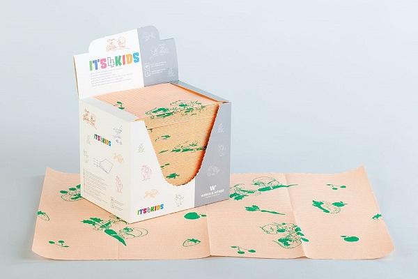 Sheets with cheerful prints  ITS4KIDS 33 x 48 cm (80 pcs in a box)