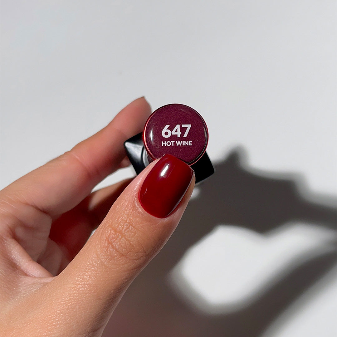 SLOWIANKA 647 Hot Wine gel polish 10g