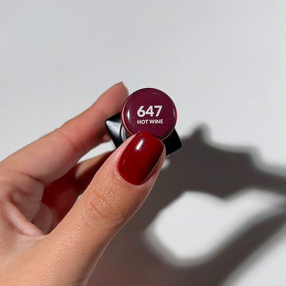 SLOWIANKA 647 Hot Wine gel polish 10g