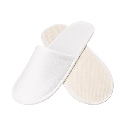 Plush hotel slippers – 1 pair