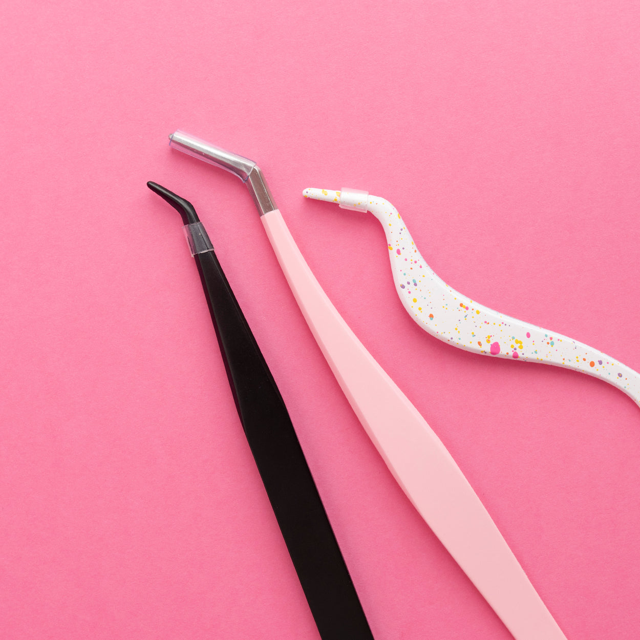 Tweezers for tufts/bonding eyelashes, black