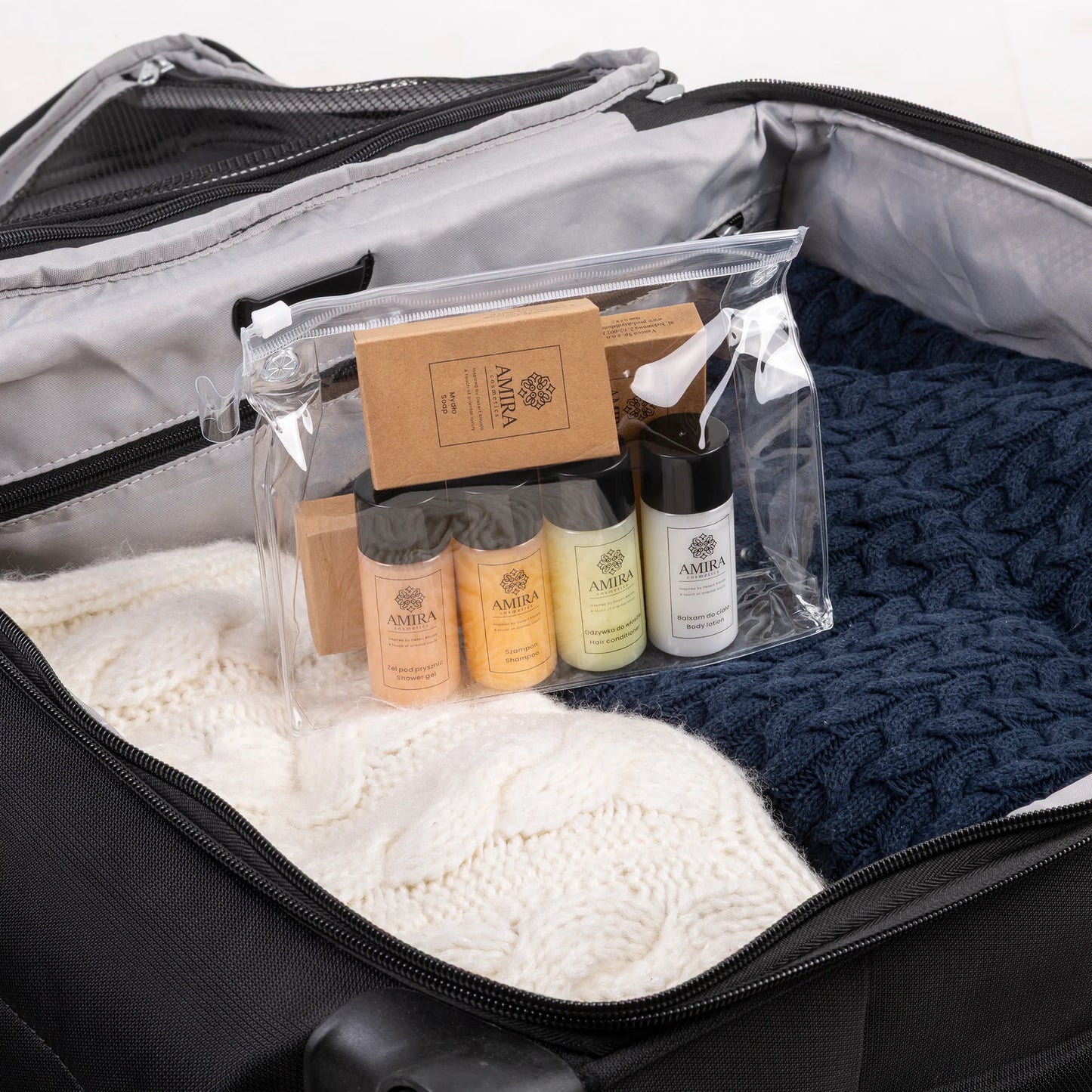 Cestovní sada Amira